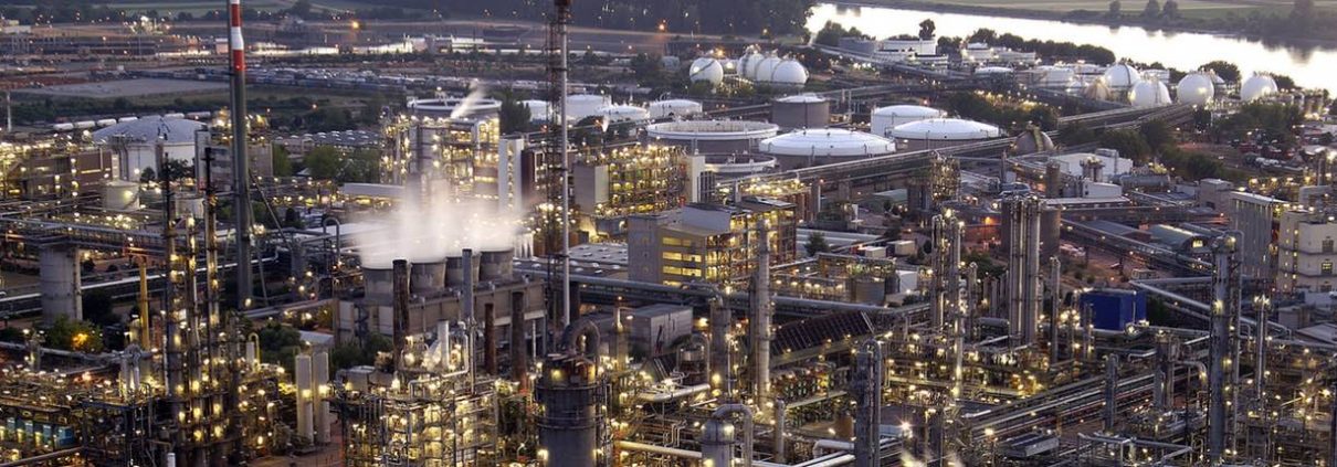 Steam cracker at BASF's Ludwigshafen site. Photo credit: BASF - for risk and disclosure article