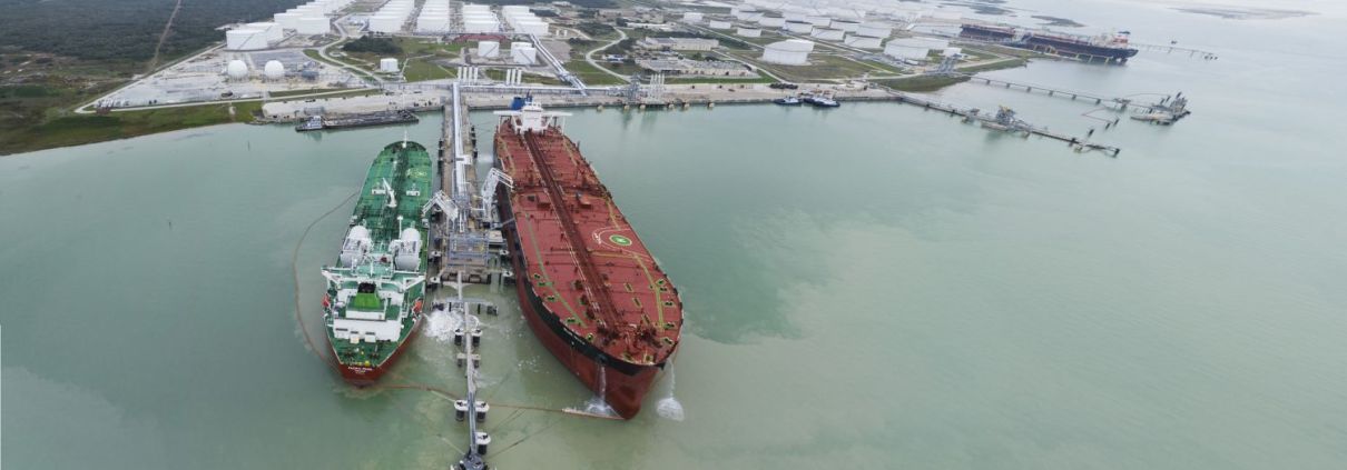 LNG export terminal